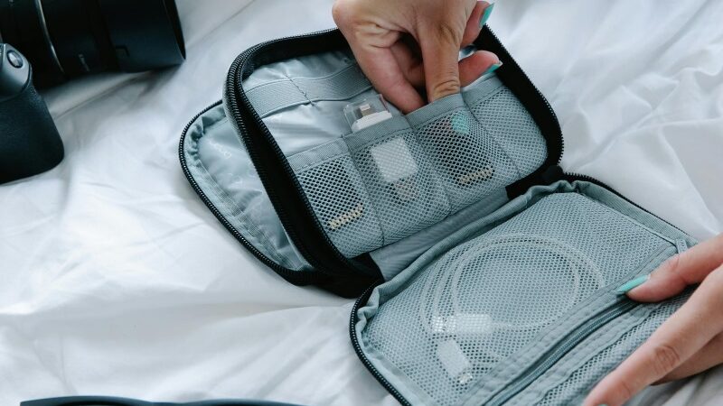 5 Must-Have Travel Safety Gadget For Solo Travelers